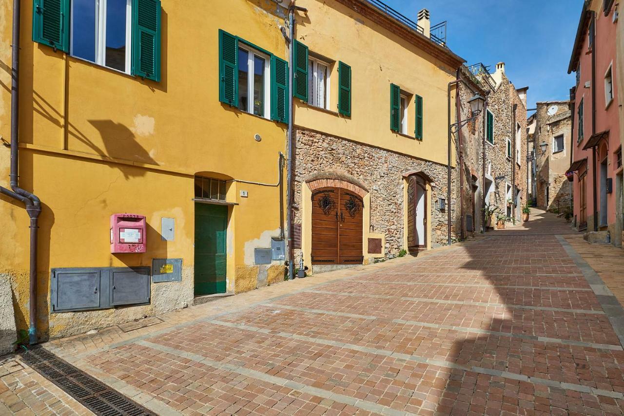 Acasadigiuly Villa Ceriale Exterior photo